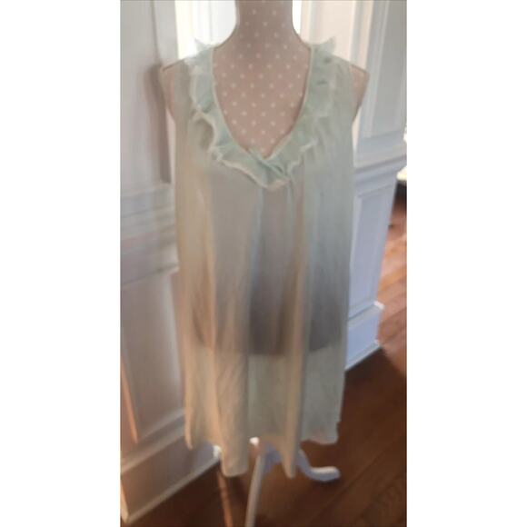 Vintage Vanity Fair Pastel Green Sleeveless Short Nightgown Ruffles Size Medium - Picture 1 of 9